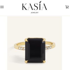 Kasia Onyx and Diamond ring 7.5